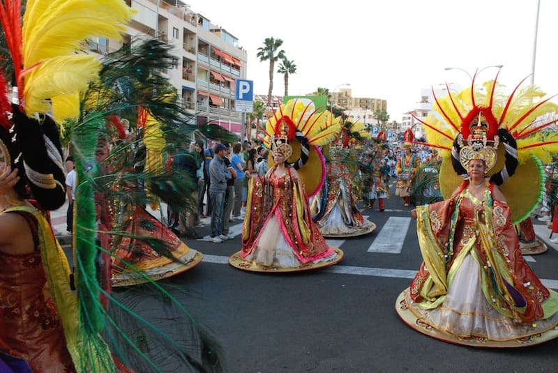 Santa Cruz de Tenerife se viste de carnaval